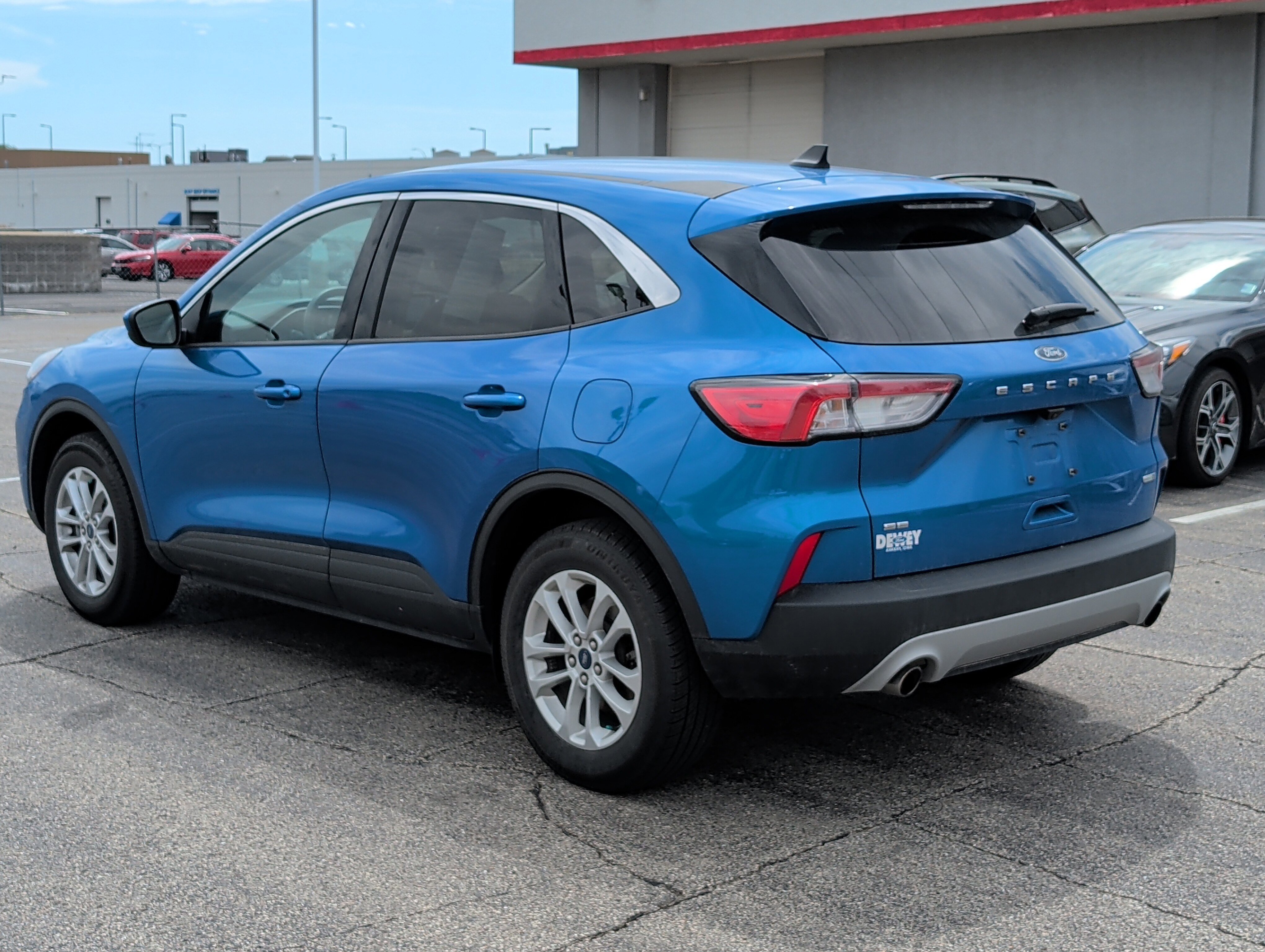 Used 2020 Ford Escape SE AWD/4WD image 3