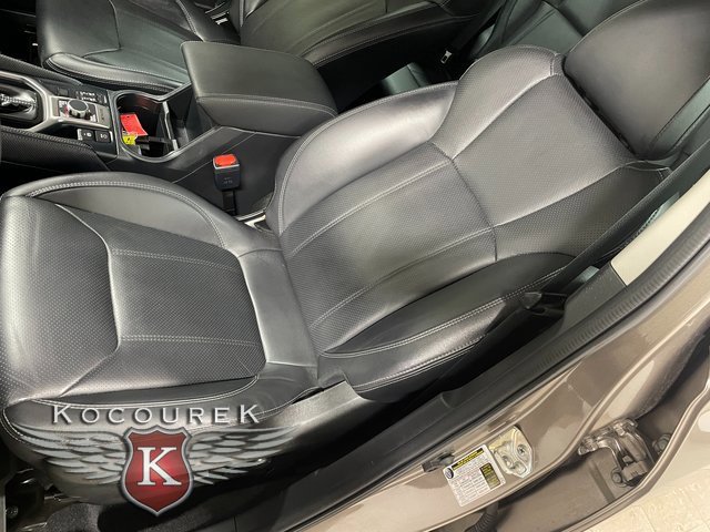 Used 2023 Subaru Forester Limited image 12