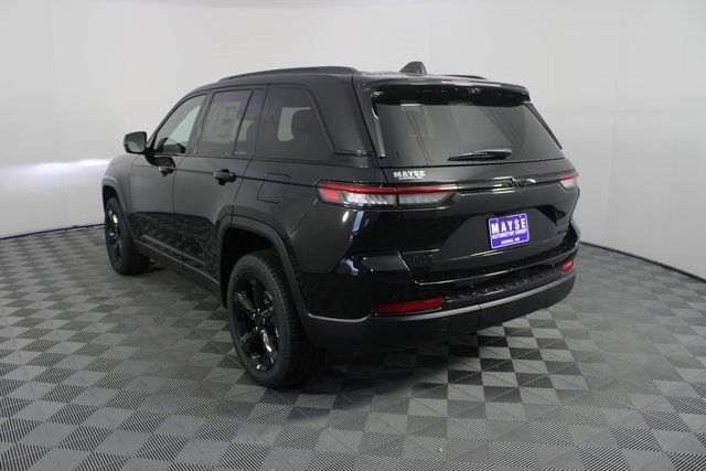 New 2025 Jeep Grand Cherokee Limited w/ Luxury Tech Group II image 26