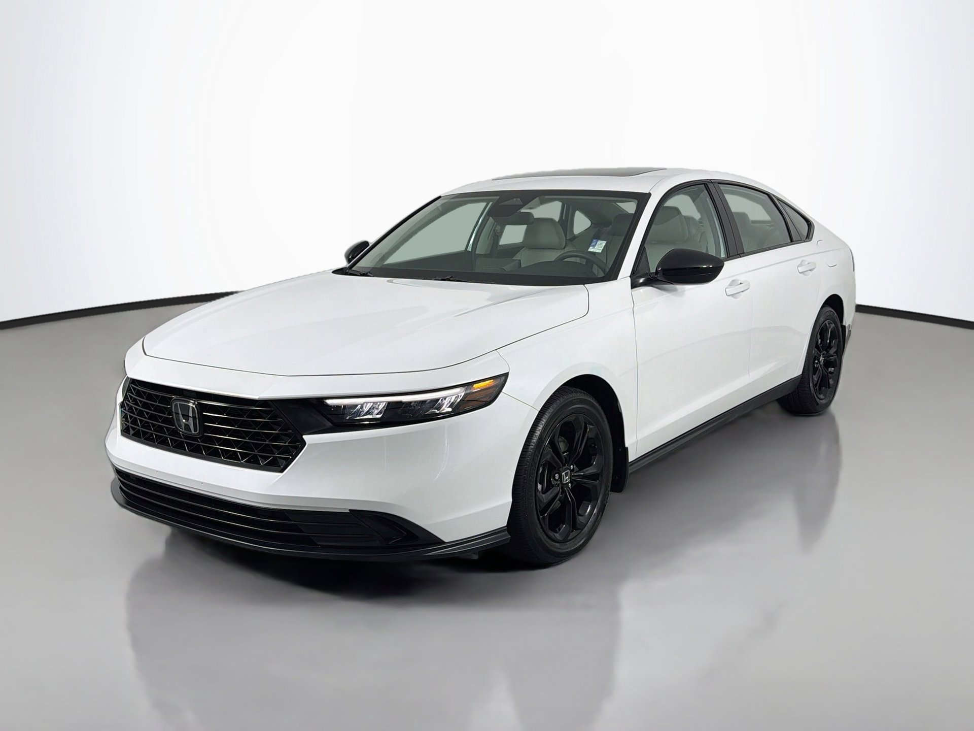 Used 2025 Honda Accord SE image 7