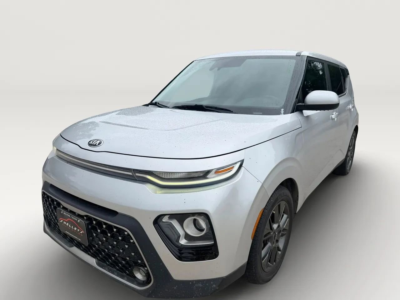 Used 2020 Kia Soul EX FWD image 2