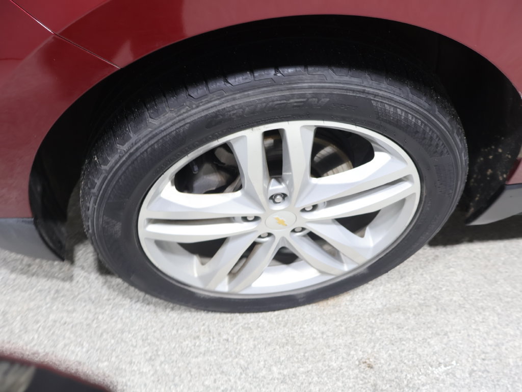 Used 2019 Chevrolet Equinox Premier AWD/4WD image 3