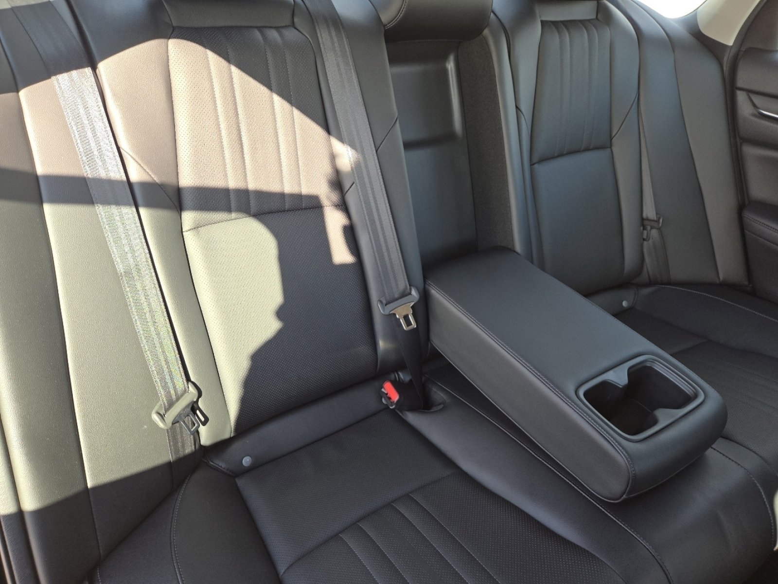 Used 2022 Honda Accord Sport Special Edition image 19