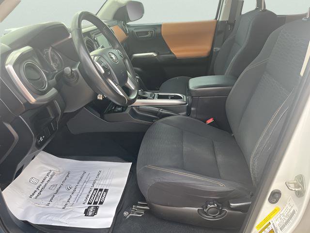 Used 2017 Toyota Tacoma SR5 w/ Tow Package image 12