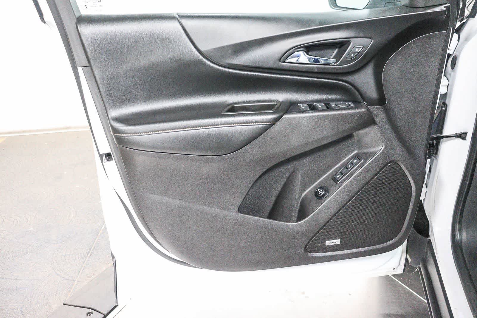 Used 2019 Chevrolet Equinox Premier AWD/4WD image 23