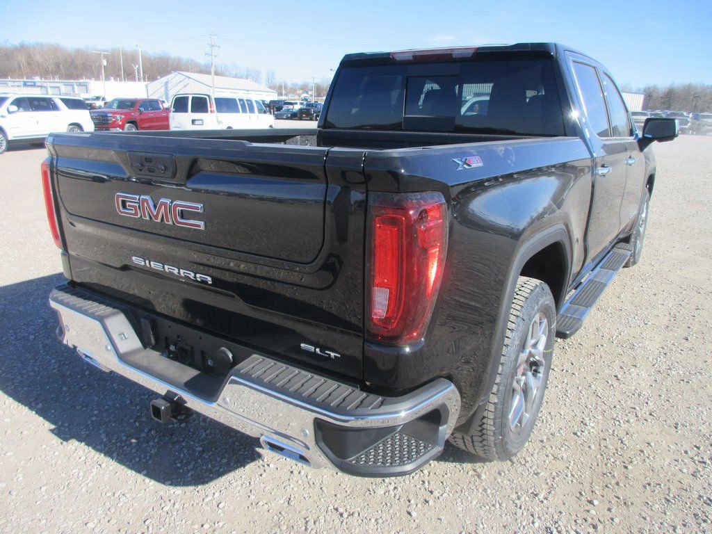 New 2026 GMC Sierra 1500 SLT w/ SLT Premium Plus Package image 4