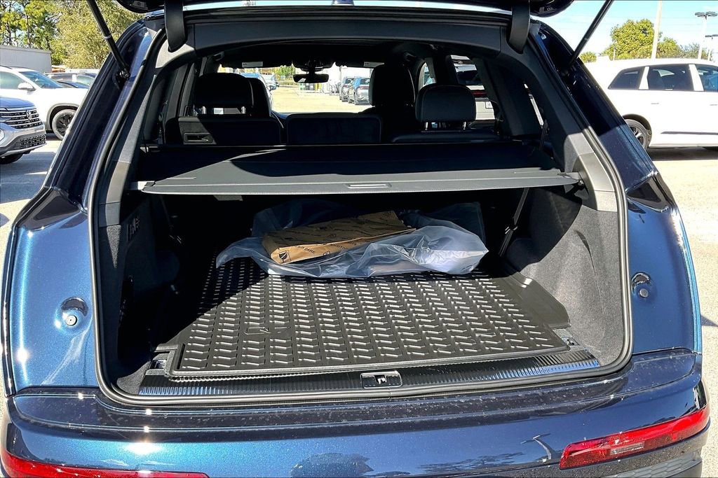New 2026 Audi Q7 3.0T Premium Plus image 15