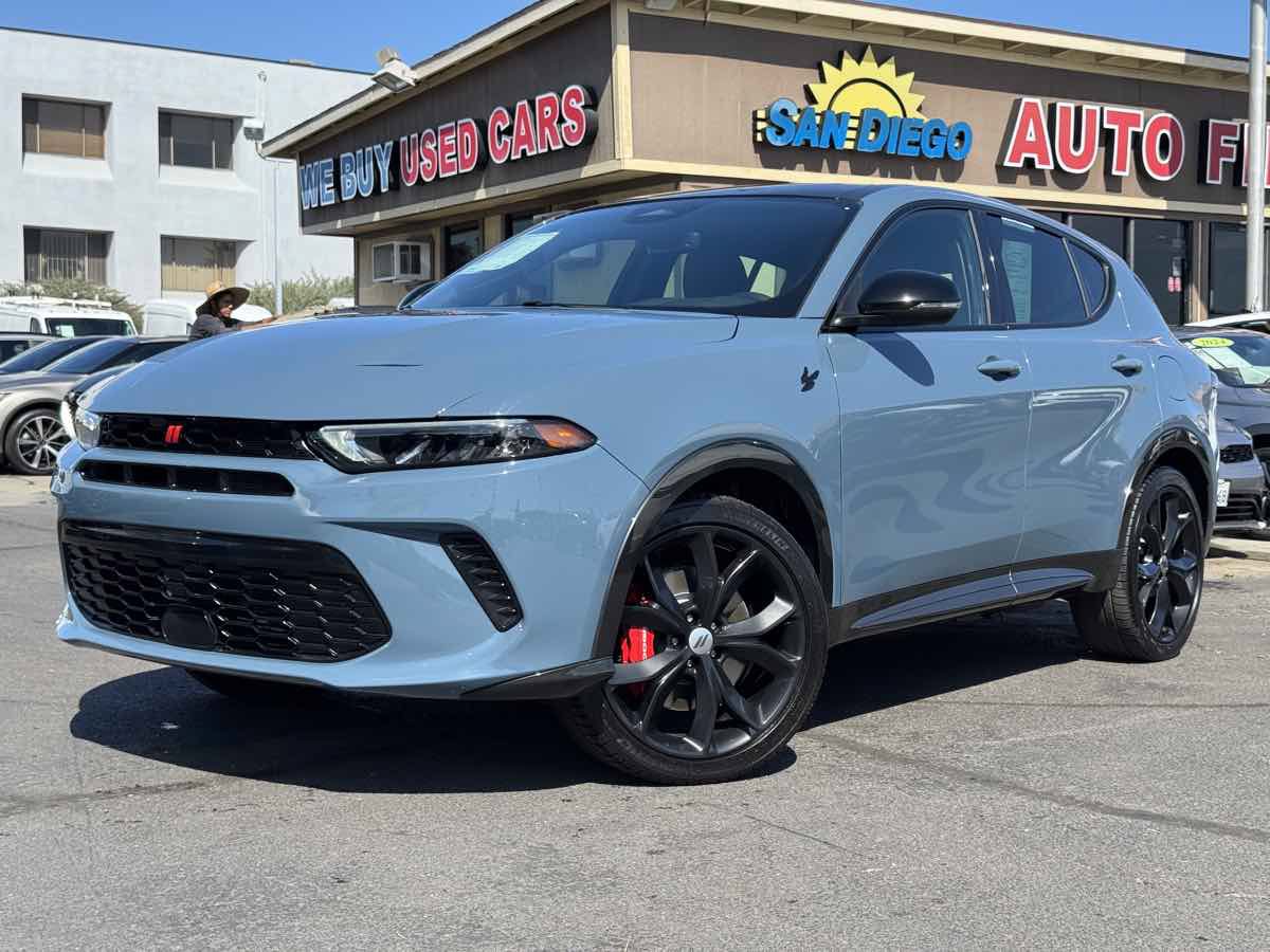 Used 2024 Dodge Hornet R/T Plus AWD/4WD image 2