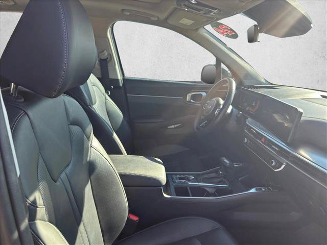 Used 2024 Kia Sorento S w/ Panoramic Sunroof Package FWD image 21