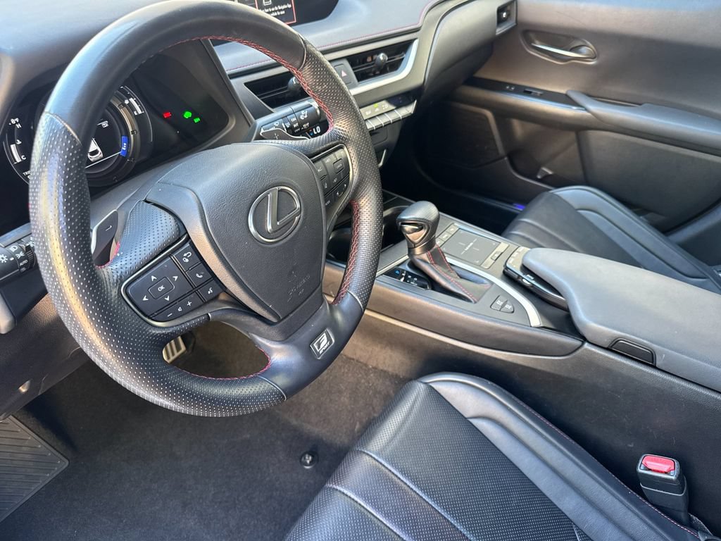 Used 2020 Lexus UX 250h F Sport w/ F Sport Premium Package AWD/4WD image 11