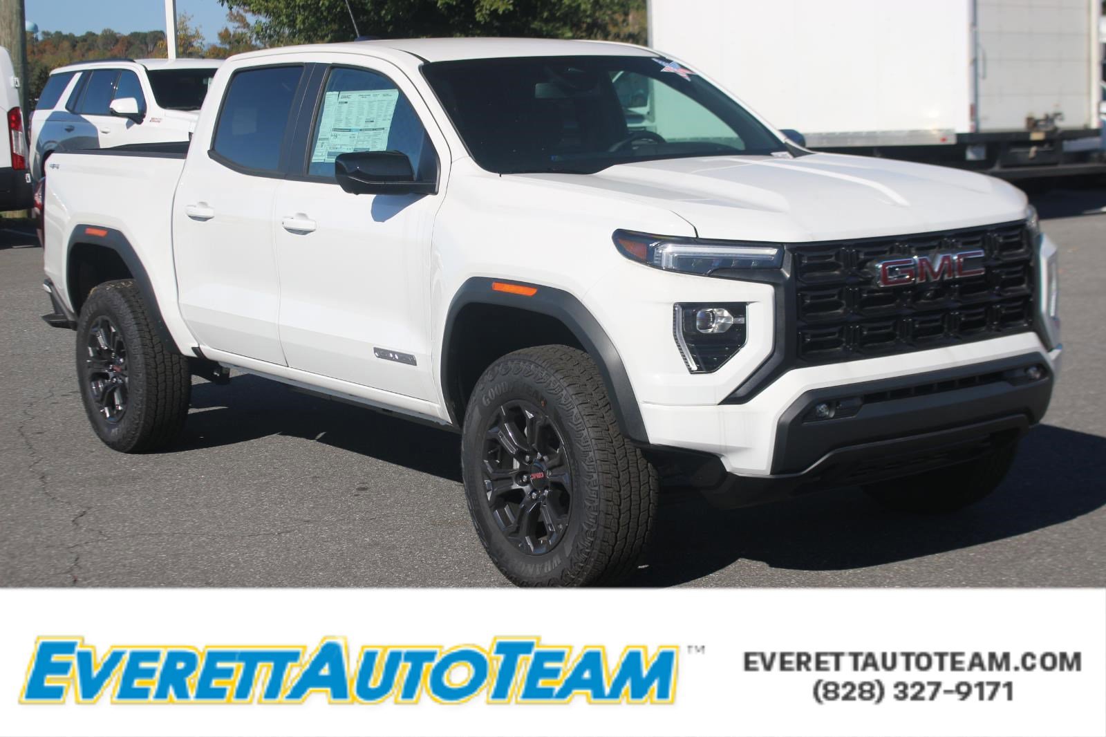 New 2025 GMC Canyon Elevation w/ Convenience Package image 3