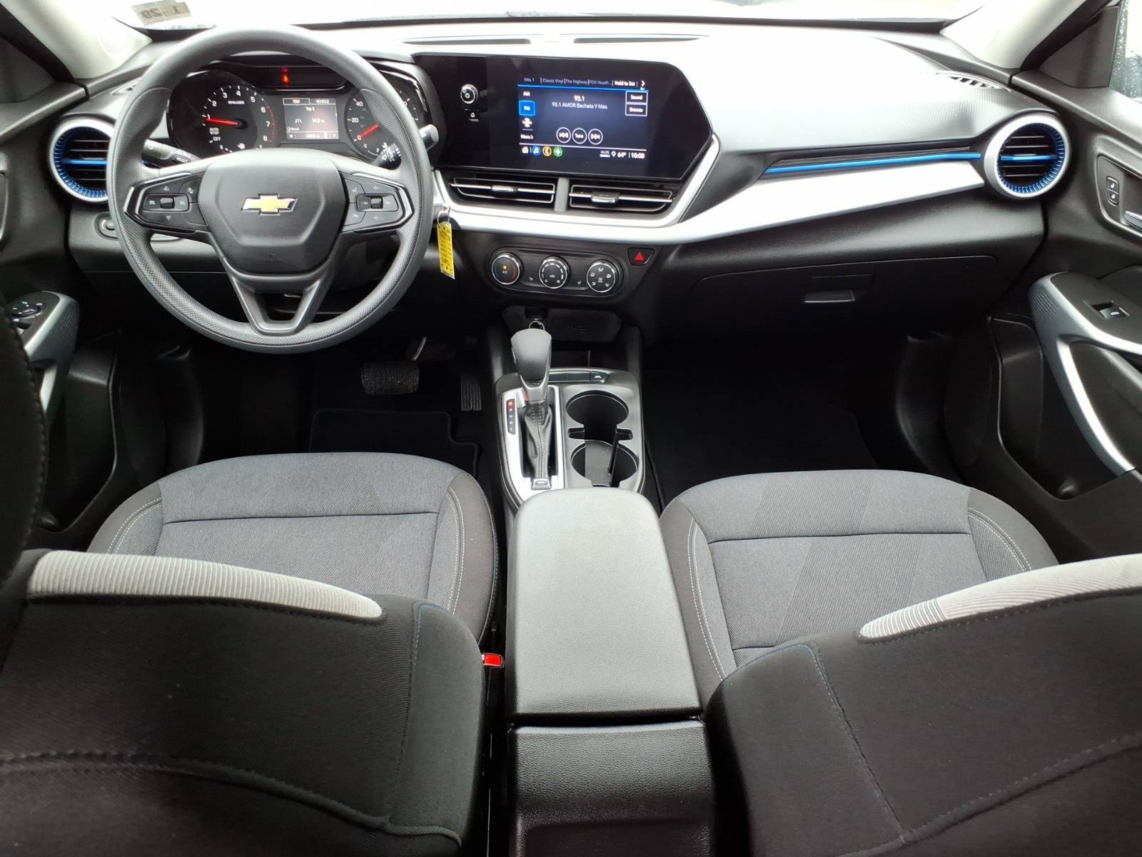 Certified 2024 Chevrolet Trax LS w/ LS Convenience Package FWD image 12