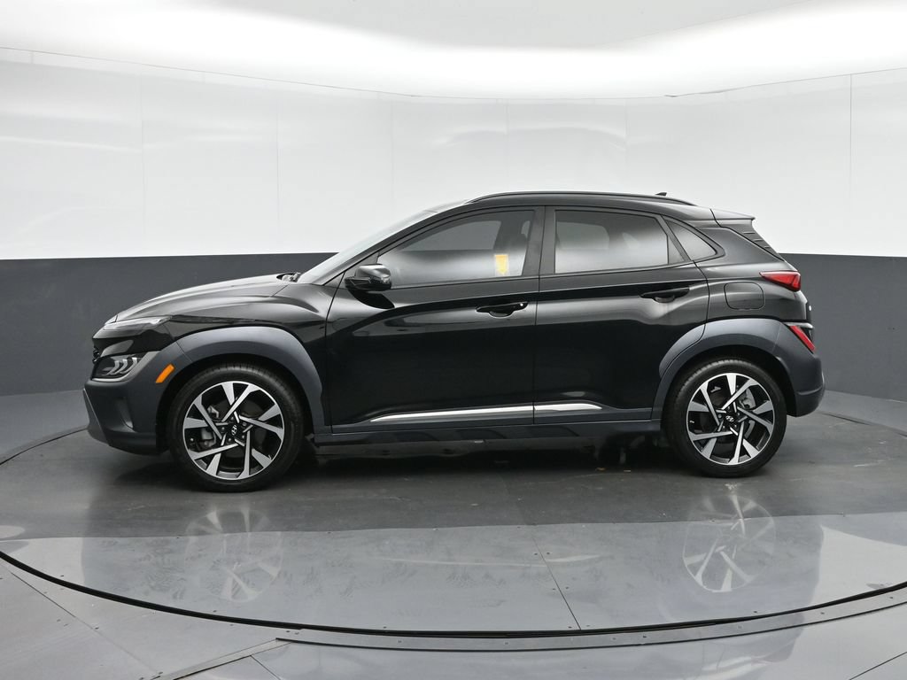 Used 2023 Hyundai Kona Limited w/ Cargo Package FWD image 4