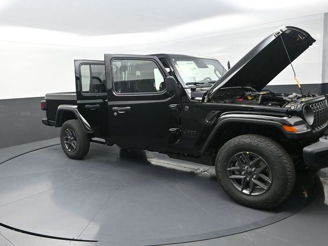 New 2026 Jeep Gladiator Sport image 28