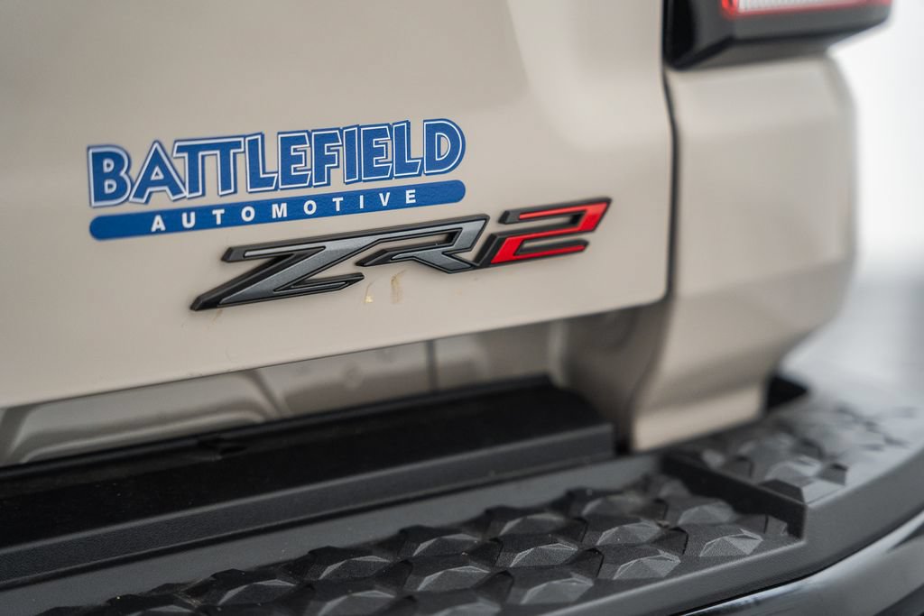 New 2026 Chevrolet Colorado ZR2 w/ Midnight Edition AWD/4WD image 10