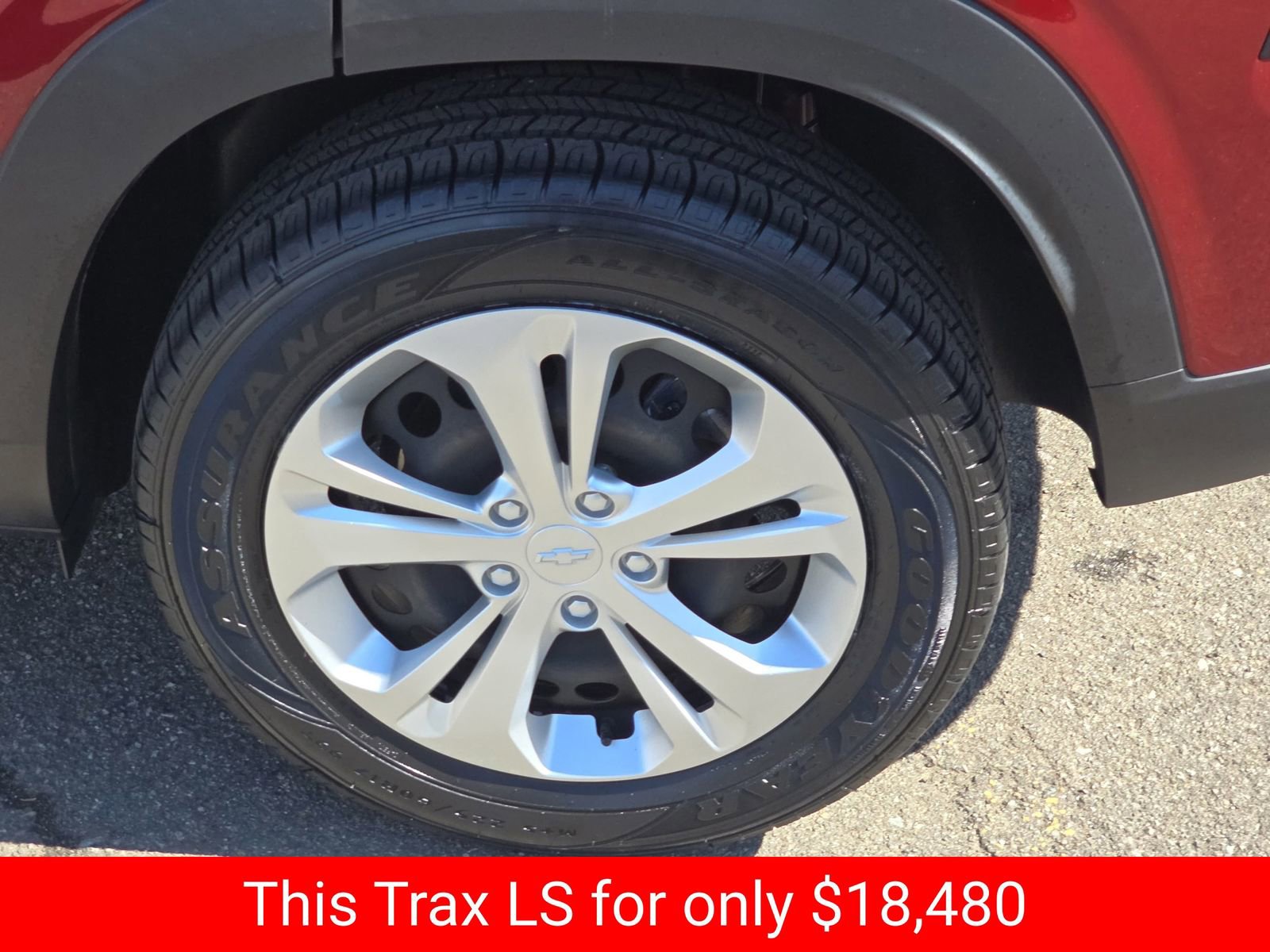 Used 2024 Chevrolet Trax LS image 39