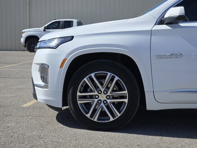 Used 2023 Chevrolet Traverse High Country image 8