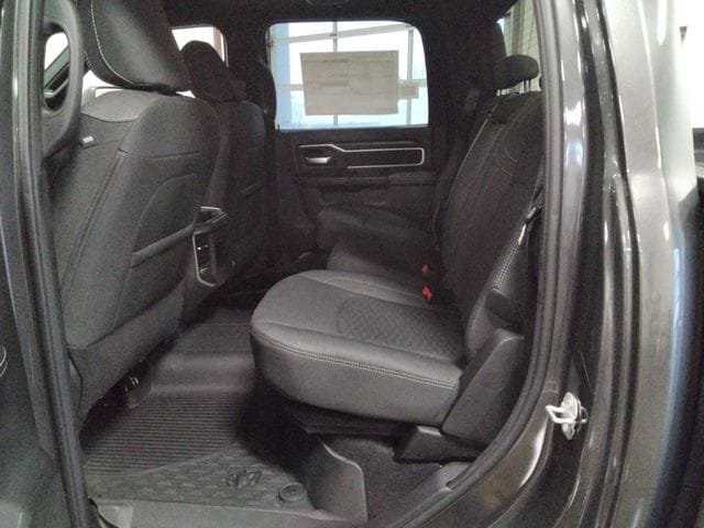 New 2026 RAM 2500 Big Horn AWD/4WD image 10
