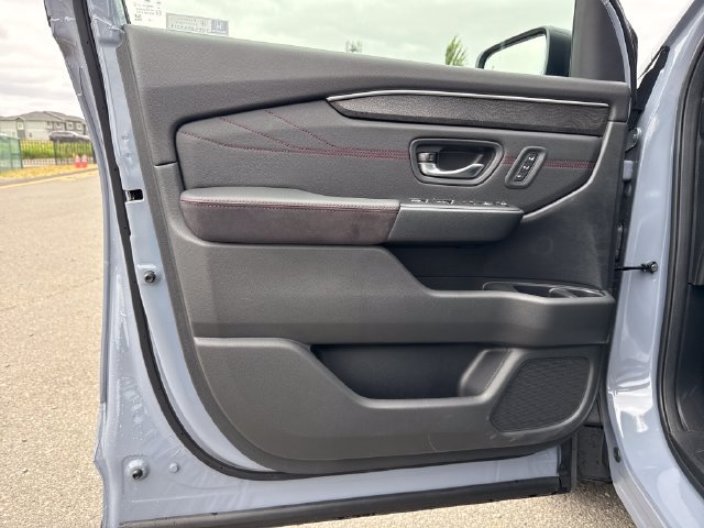 Used 2026 Honda Pilot Black Edition image 18