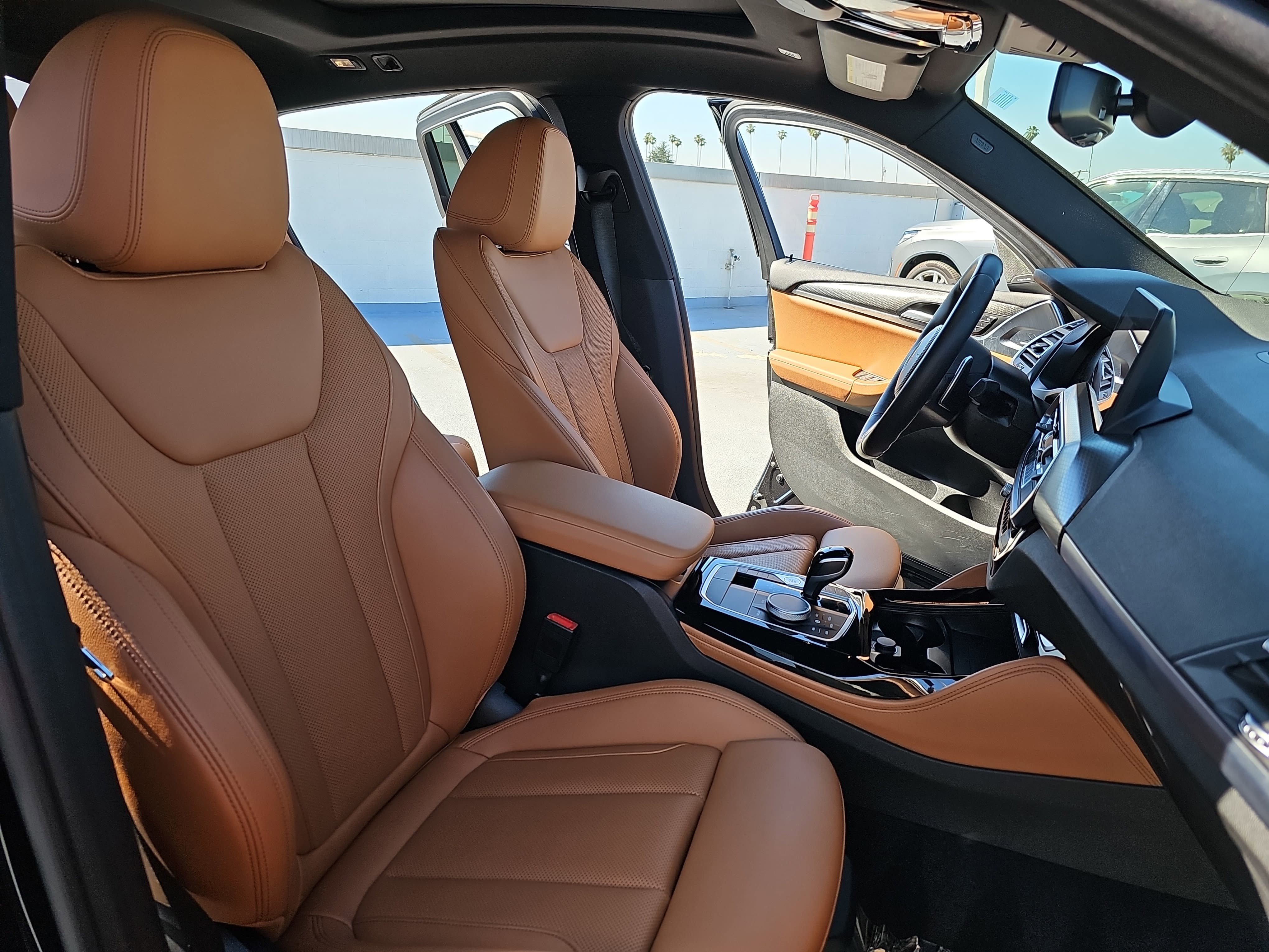 Used 2023 BMW X4 xDrive30i w/ M Sport Package image 10