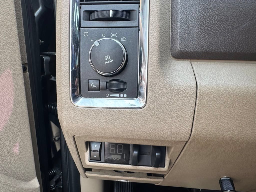 Used 2012 RAM 2500 Laramie w/ Protection Group AWD/4WD image 23