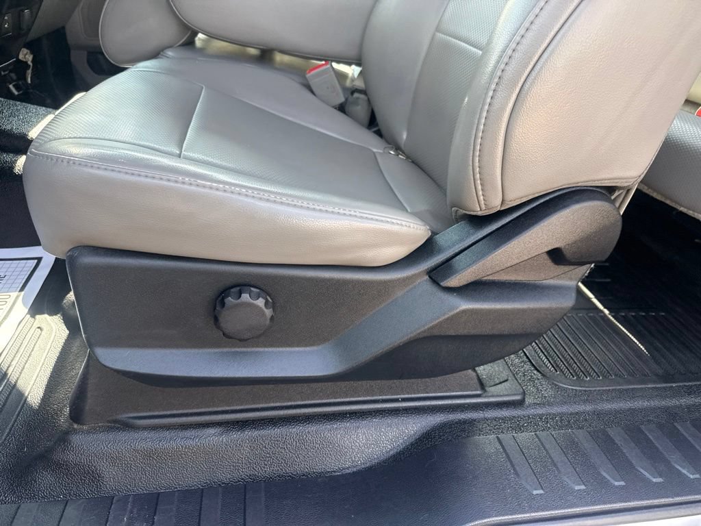 Used 2019 Ford F550 4x4 SuperCab Super Duty image 15