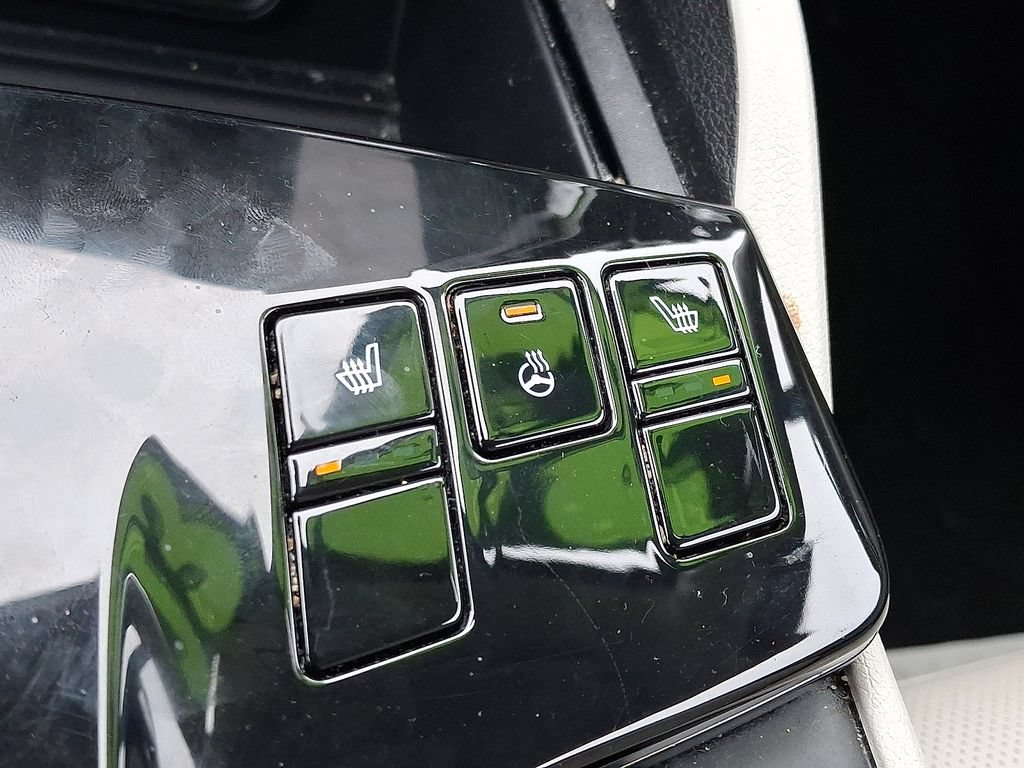 Certified 2023 Kia Sportage EX AWD/4WD image 11
