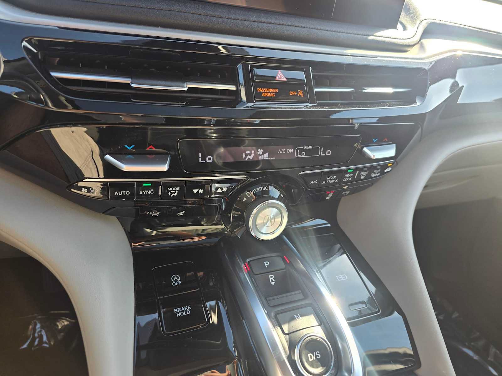 Used 2025 Acura MDX w/ Technology Package AWD/4WD image 30