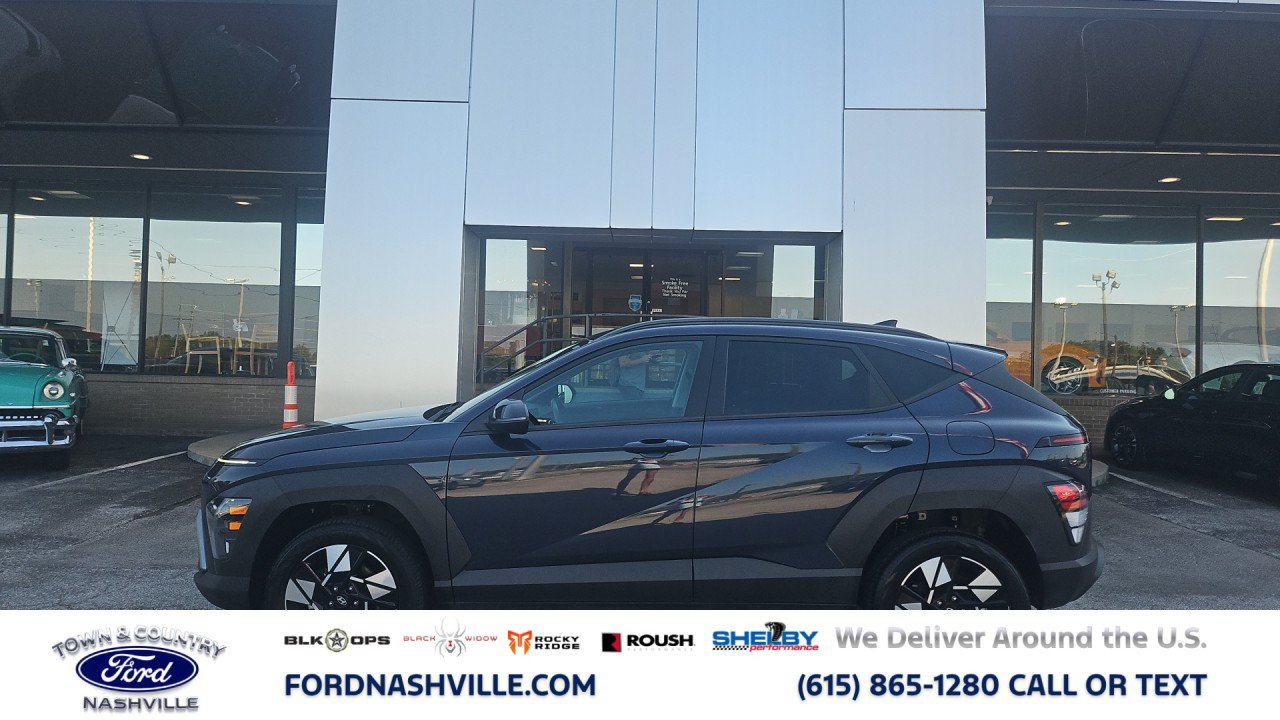 Used 2025 Hyundai Kona SEL AWD/4WD image 2