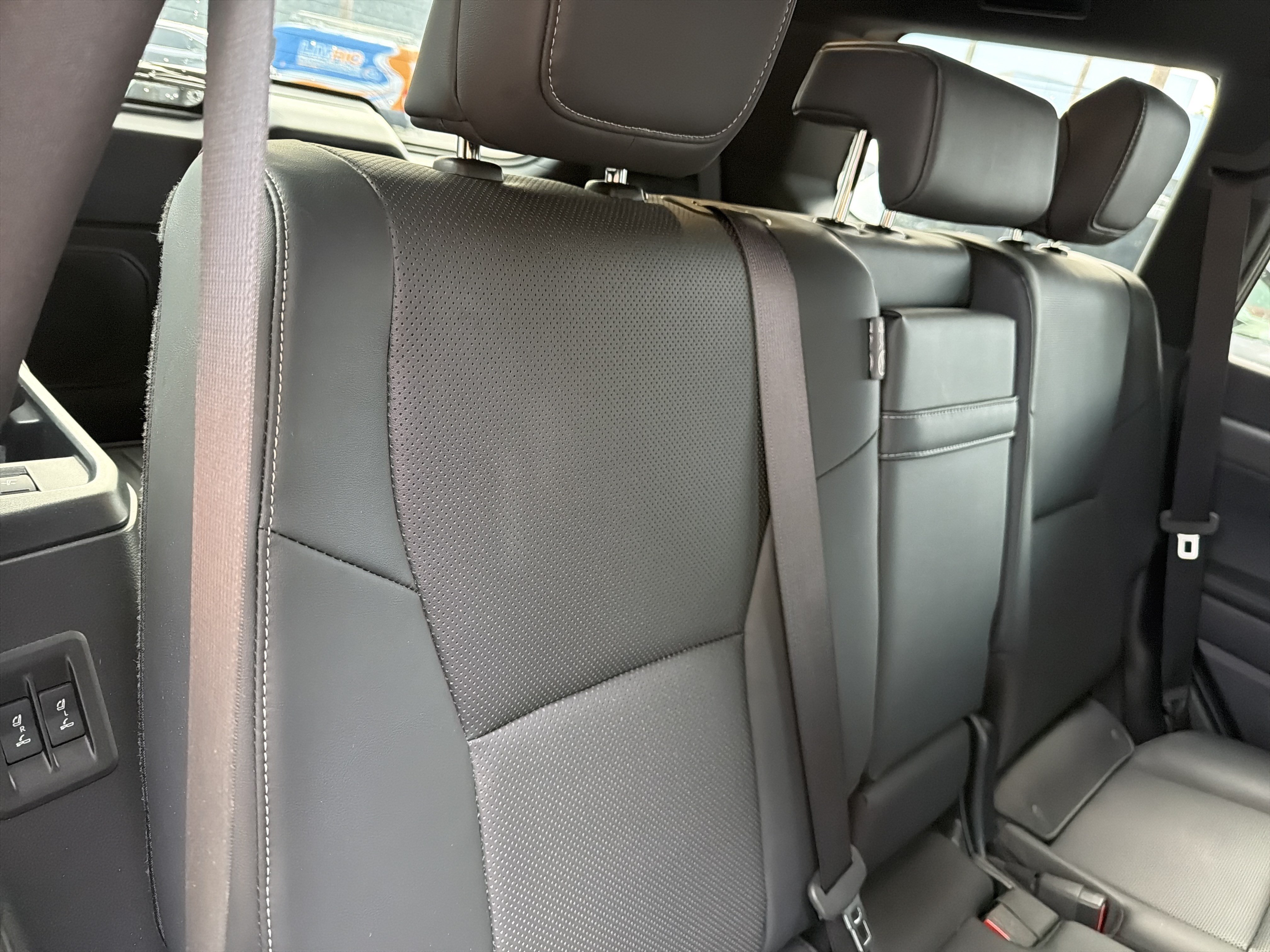 Certified 2024 Lexus GX 550 w/ Accessory Package (Z1) AWD/4WD image 37