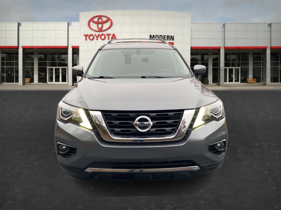Used 2020 Nissan Pathfinder Platinum image 8