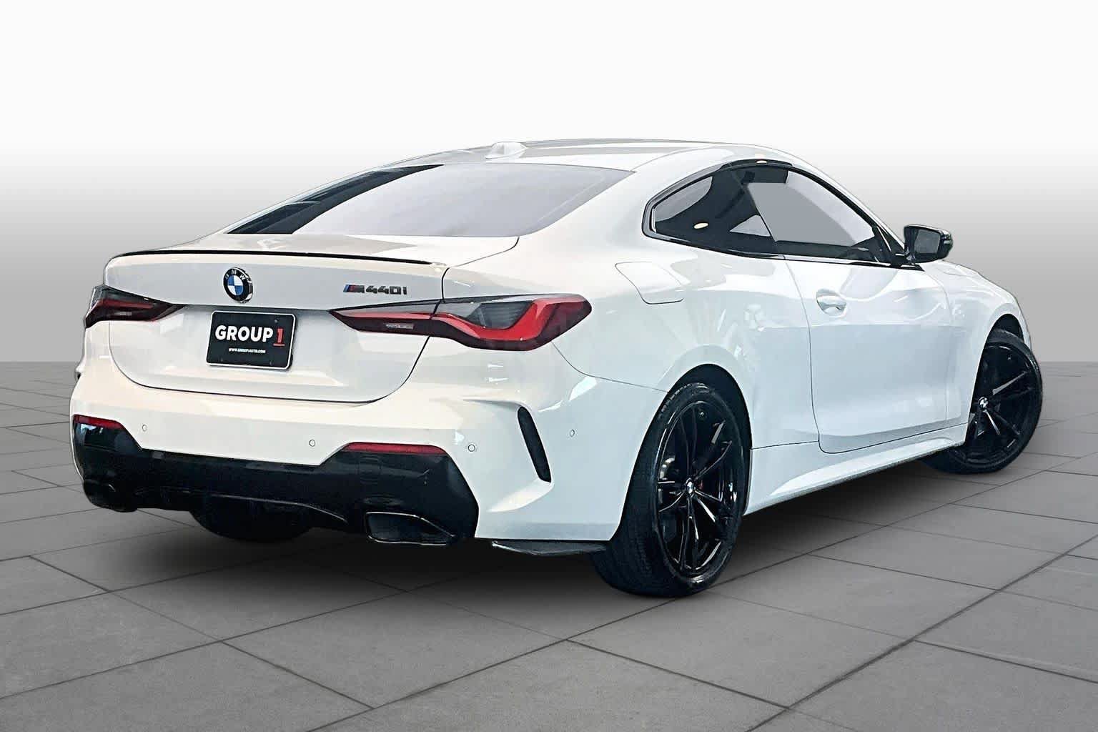 Used 2024 BMW M440i Coupe w/ Premium Package RWD image 13