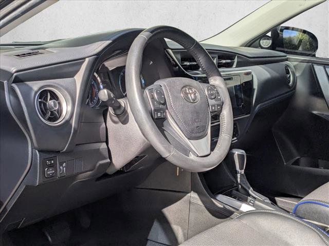 Used 2018 Toyota Corolla SE image 2