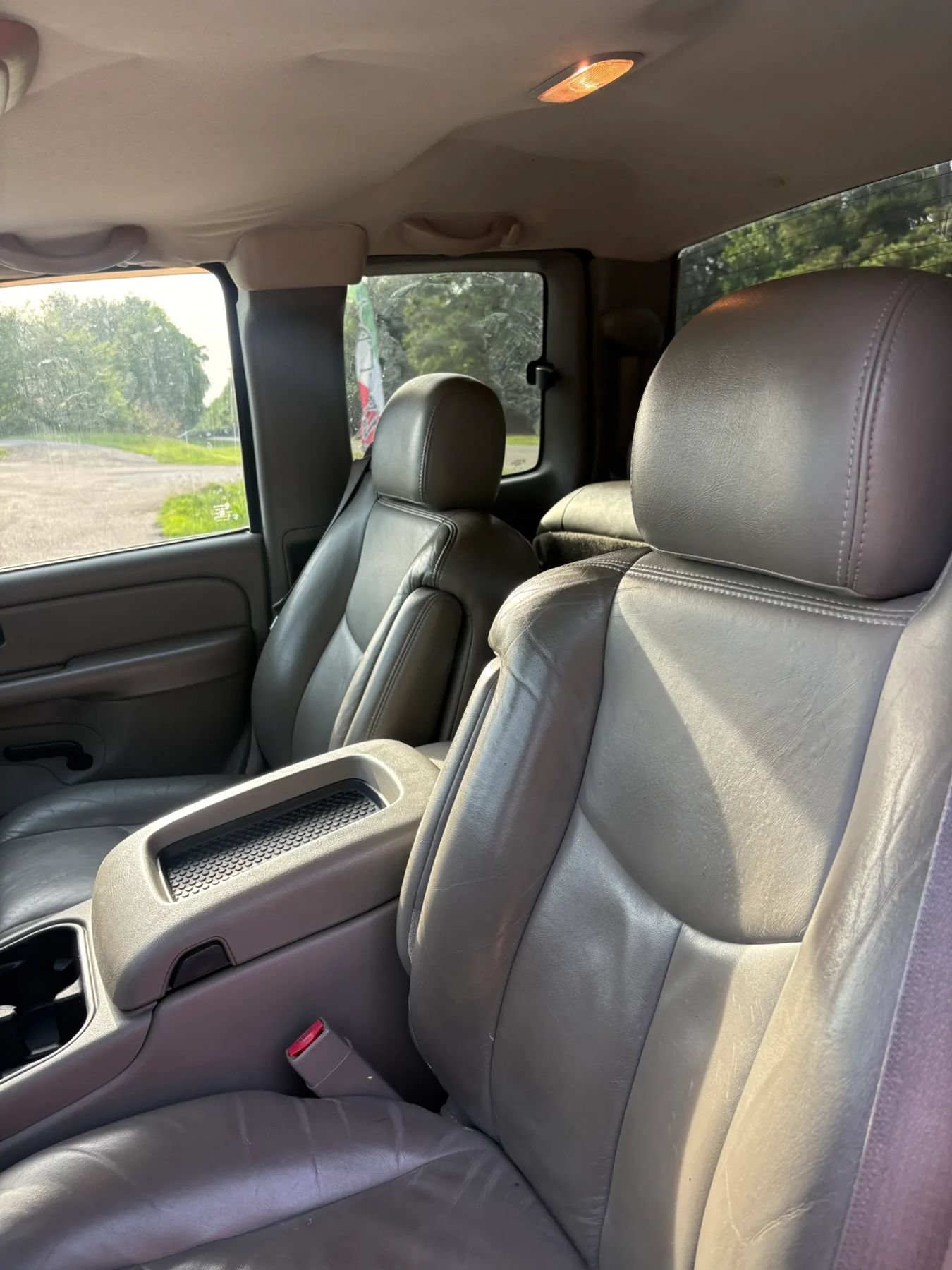 Used 2004 Chevrolet Silverado 1500 LT w/ Light Duty Power Package RWD image 11
