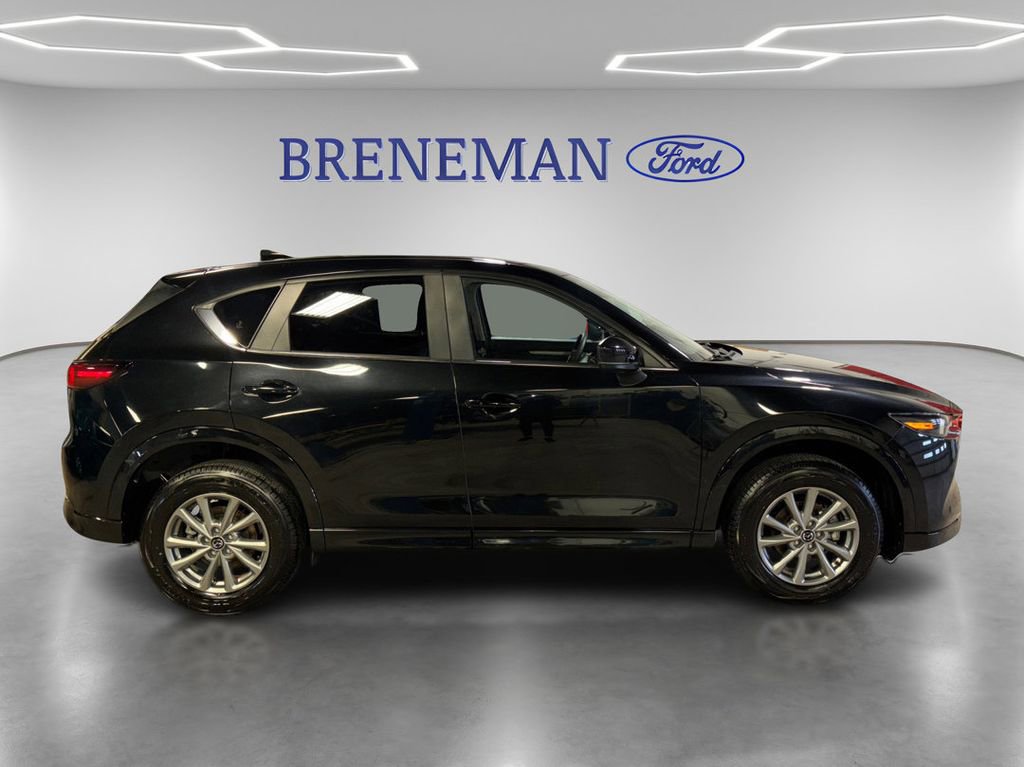 Used 2025 MAZDA CX-5 AWD 2.5 S w/ Preferred Package image 4
