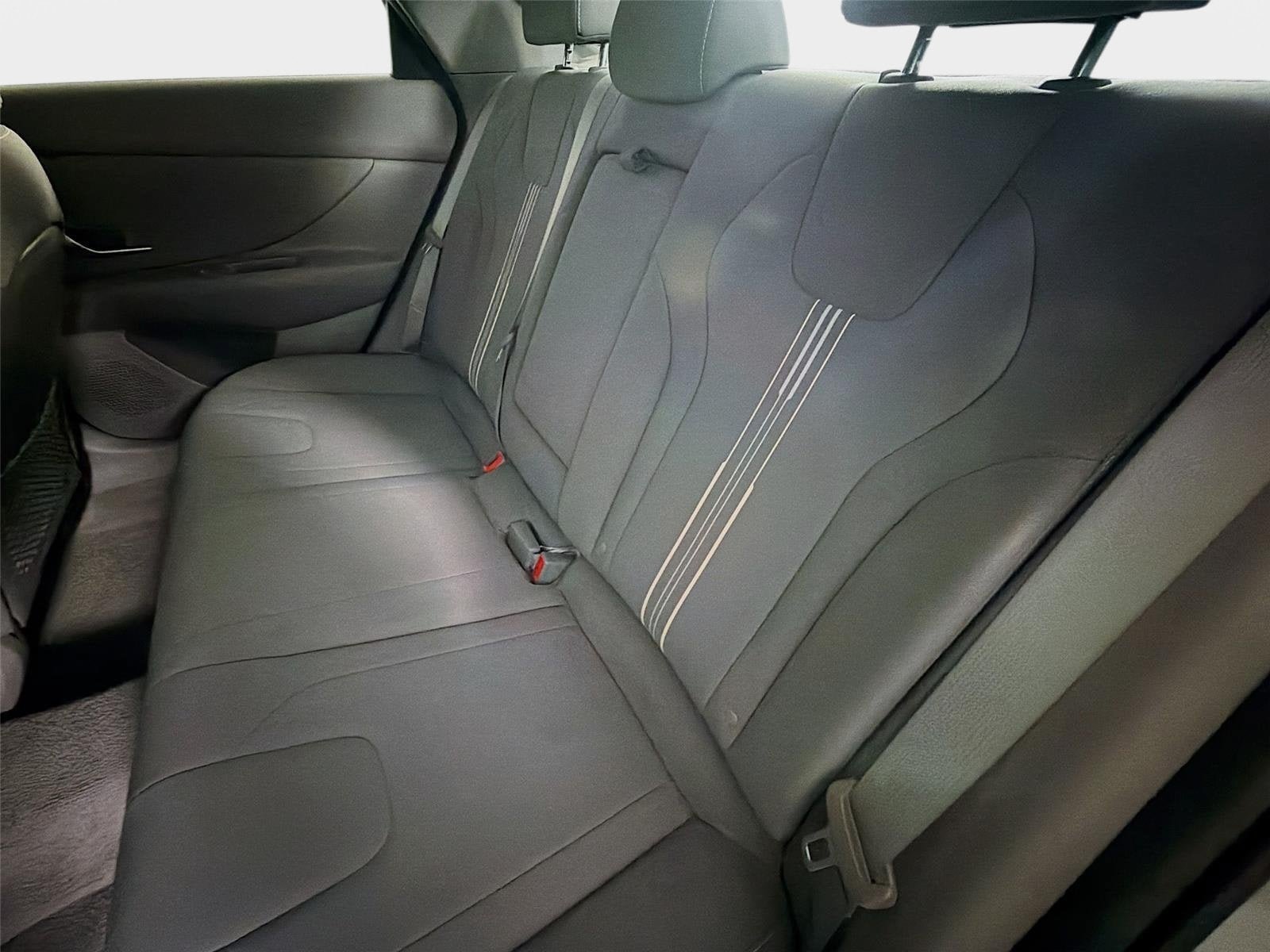 Certified 2022 Hyundai Elantra SEL w/ Convenience + Premium Package FWD image 20