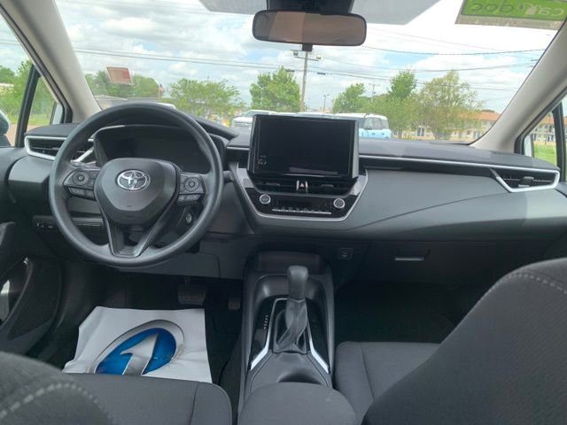 Used 2026 Toyota Corolla LE FWD image 23