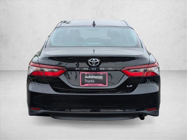 Used 2023 Toyota Camry LE image 7
