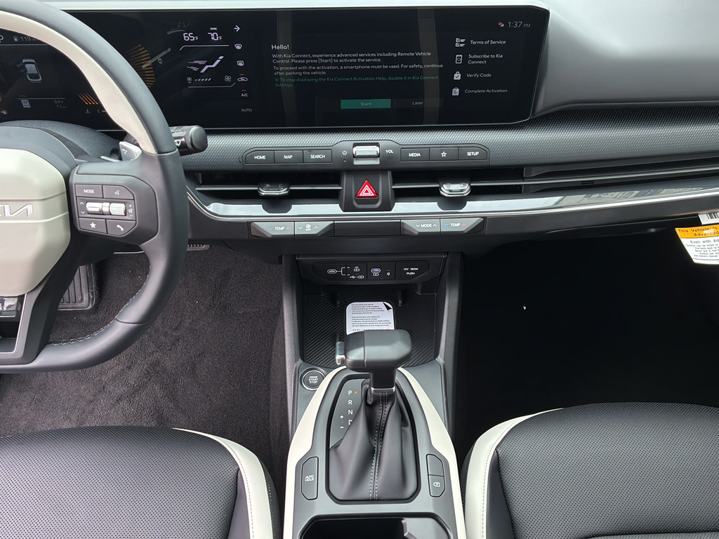 New 2026 Kia K4 EX FWD image 32