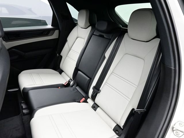 New 2026 Porsche Cayenne E-Hybrid image 14