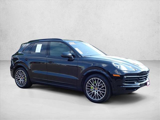 Used 2023 Porsche Cayenne Platinum Edition AWD/4WD image 5