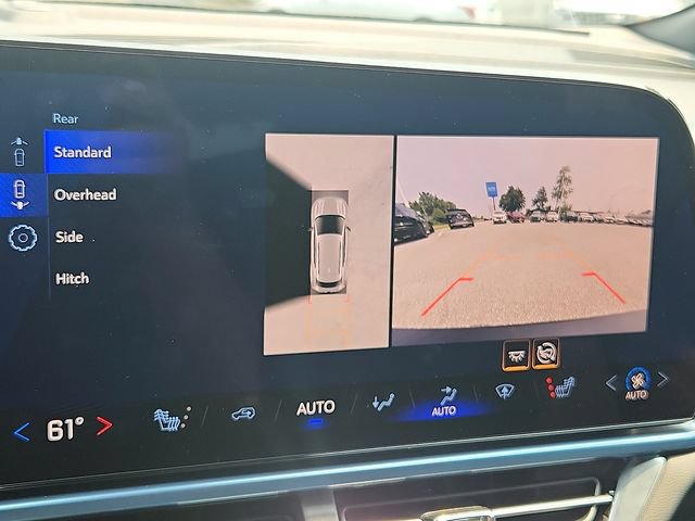 Used 2024 Chevrolet Equinox EV LT FWD image 17