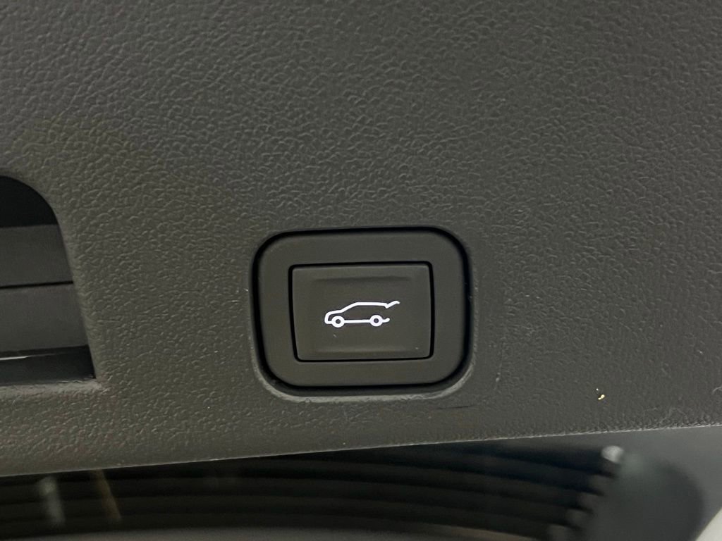 New 2026 Chevrolet Traverse High Country image 42