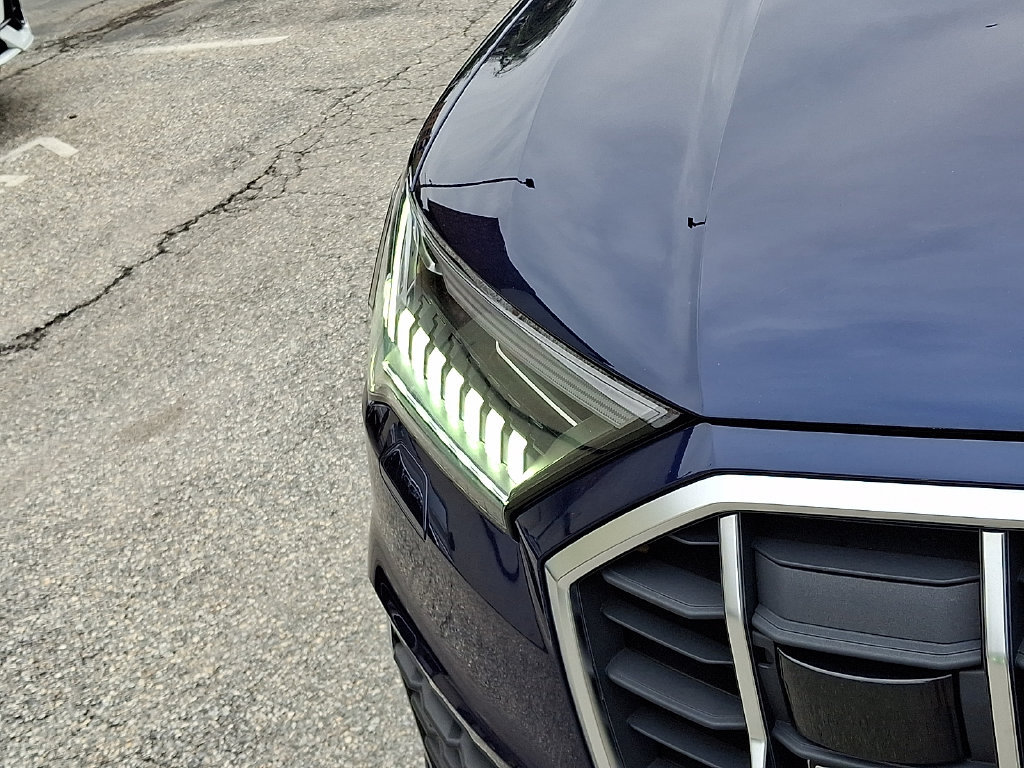 Used 2023 Audi Q7 3.0T Premium Plus AWD/4WD image 9