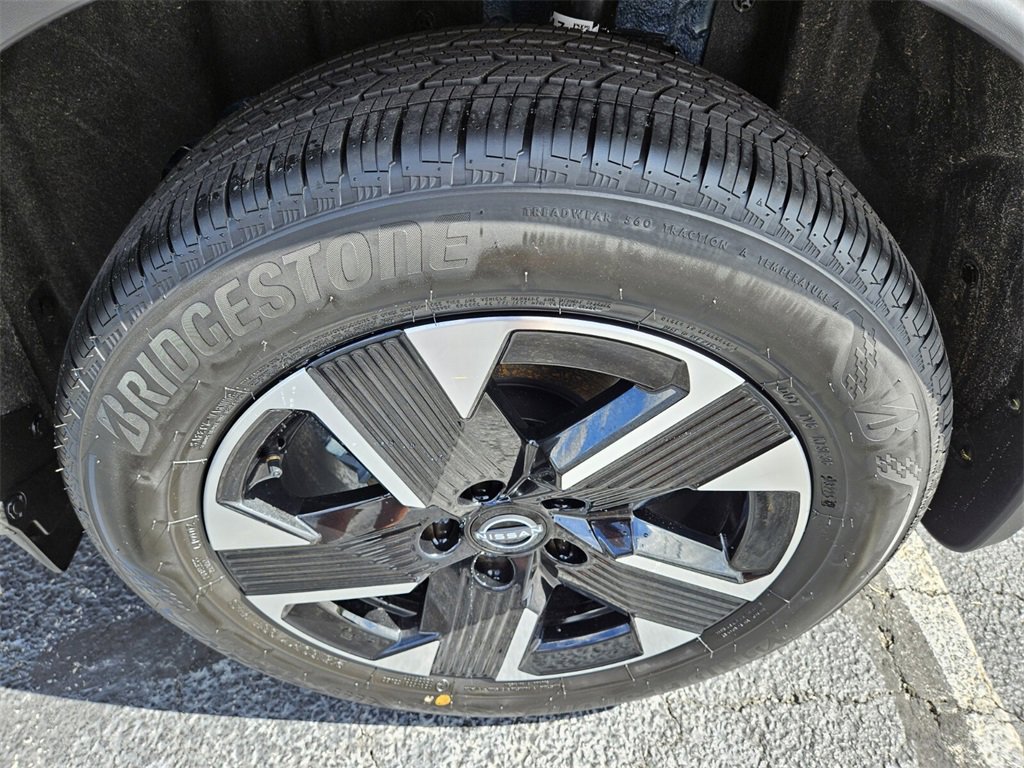 New 2026 Nissan Kicks SV w/ Cold Weather Package image 8
