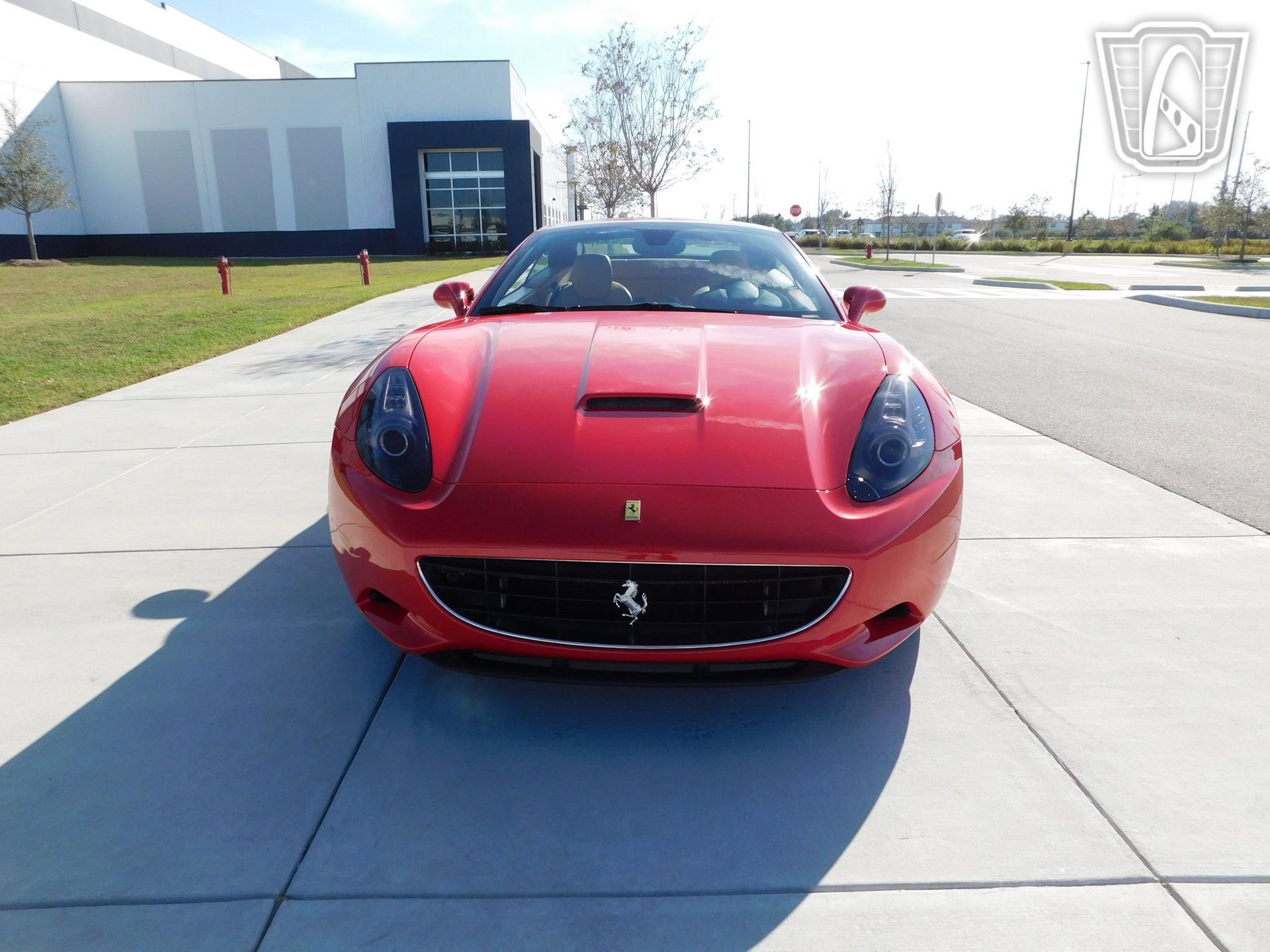 Used 2009 Ferrari California RWD image 7