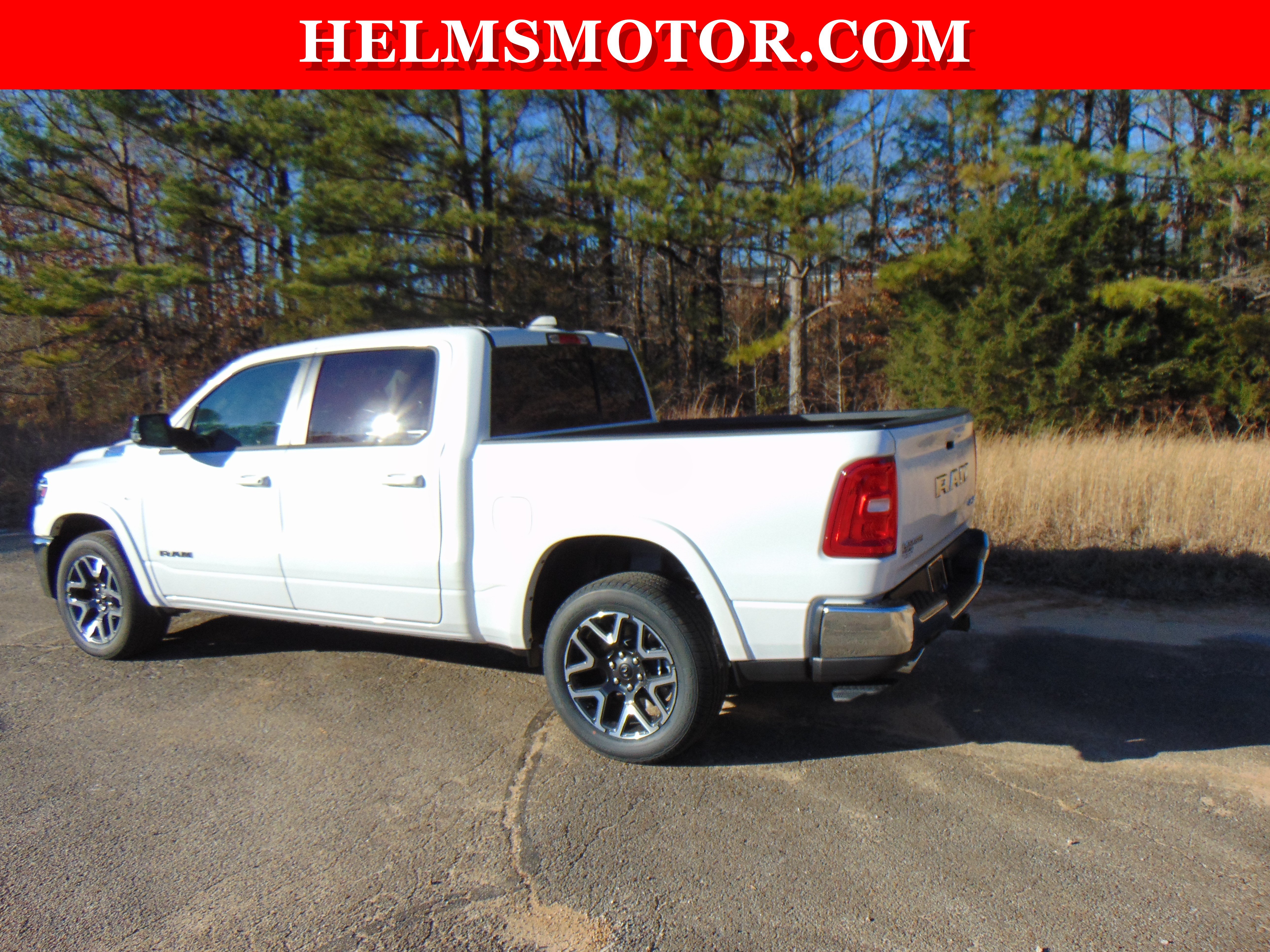 New 2026 RAM 1500 Laramie AWD/4WD image 8