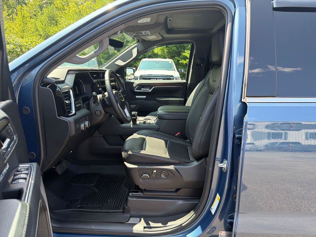 Certified 2025 GMC Sierra 1500 Denali w/ Denali Reserve Package AWD/4WD image 11
