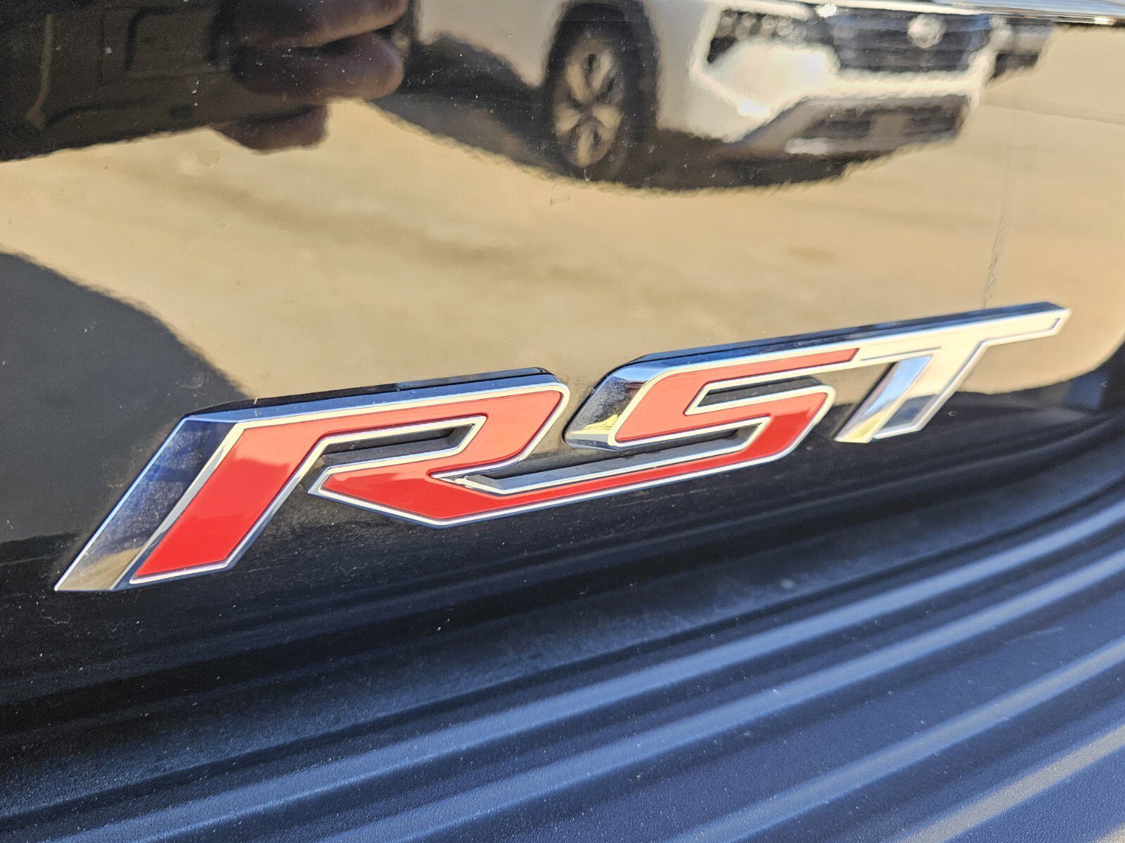 Used 2025 Chevrolet Tahoe RST w/ Comfort Package image 36