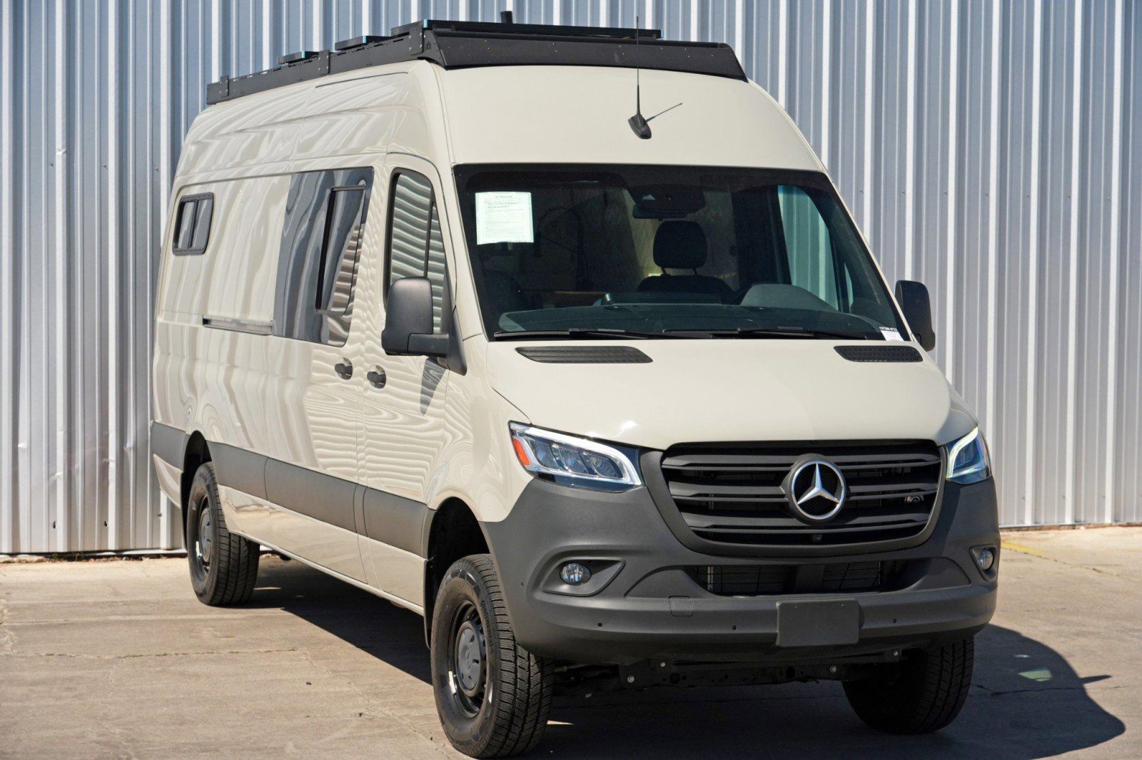 Used 2023 Mercedes-Benz Sprinter 2500 image 69